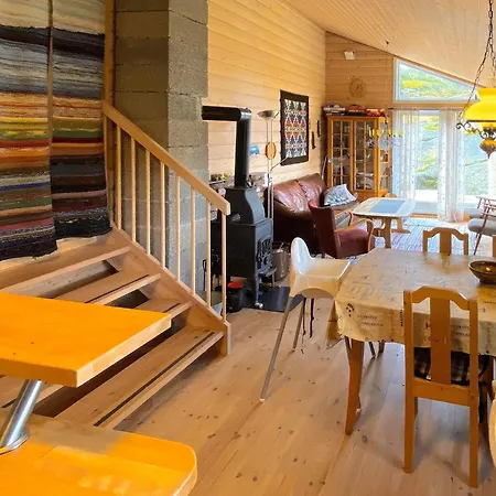 Сasa de vacaciones 7 Person In Lyngdal, Cleaning Included Lyngdal