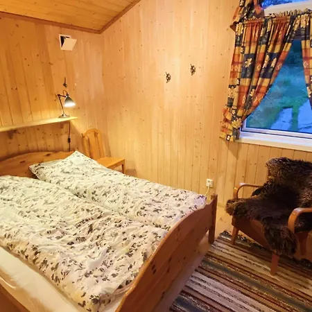 7 Person In Lyngdal, Cleaning Included